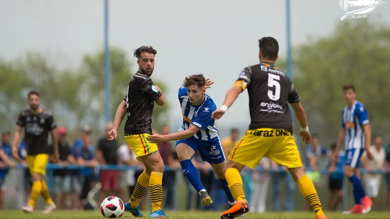 En el partido de ida, SD Tarazona y Alav&eacute;s B empataron a cero. Foto: Alav&eacute;s