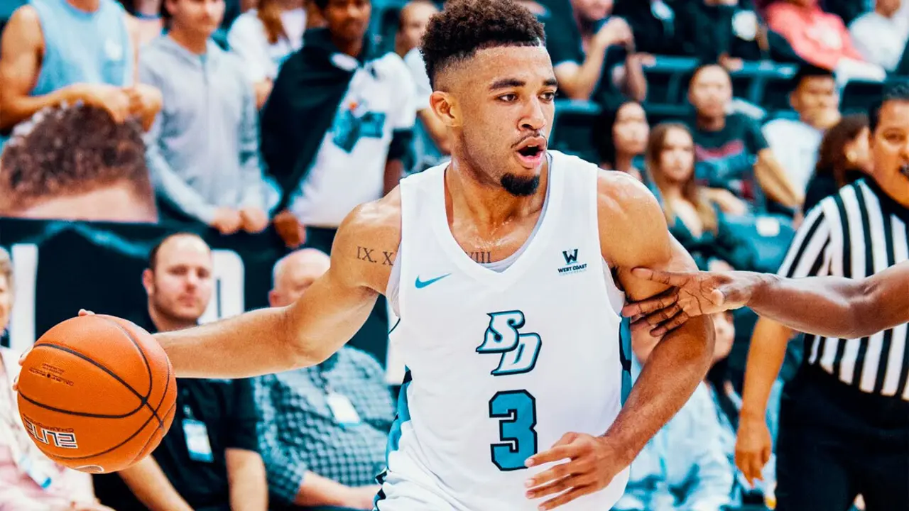 Olin Carter III con la Universidad de San Diego Toreros | Foto: Times of San Diego