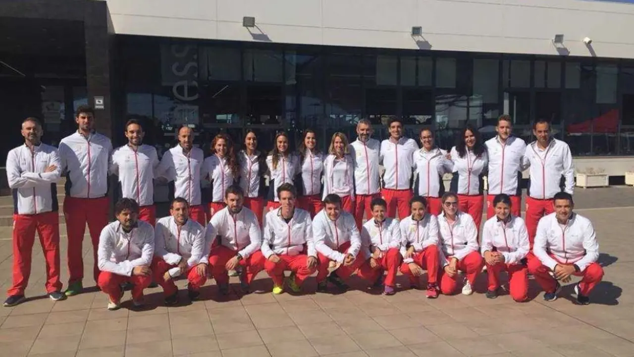 Integrantes de la selecci&oacute;n aragonesa de p&aacute;del