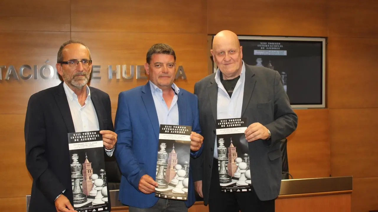 Presentaci&oacute;n del torneo de Ajedrez de Alcubierre, hoy, en la Diputaci&oacute;n de Huesca. Foto: Comarca de Los Monegros