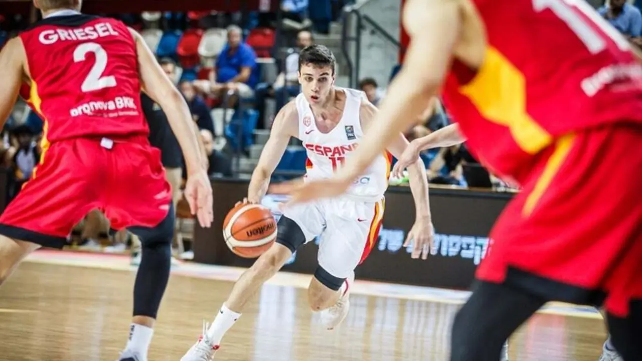 Carlos Aloc&eacute;n, en el partido de este lunes. Foto: FIBA