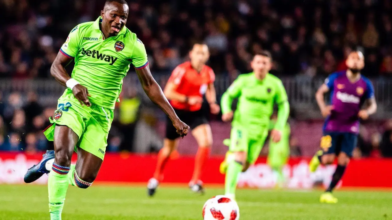Dwamena con la camiseta del Levante. Foto: Levante UD