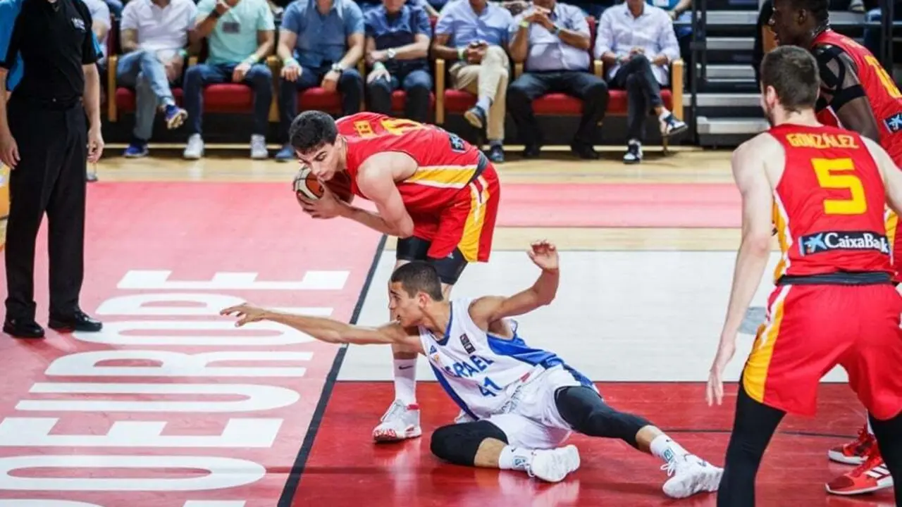 Carlos Aloc&eacute;n, durante la final de esta tarde. Foto: FIBA