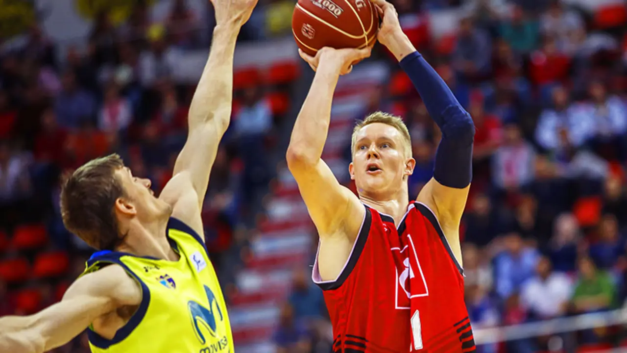 Robin Benzing, en su primera etapa en un encuentro ante Estudiantes. Foto: Basket Zaragoza