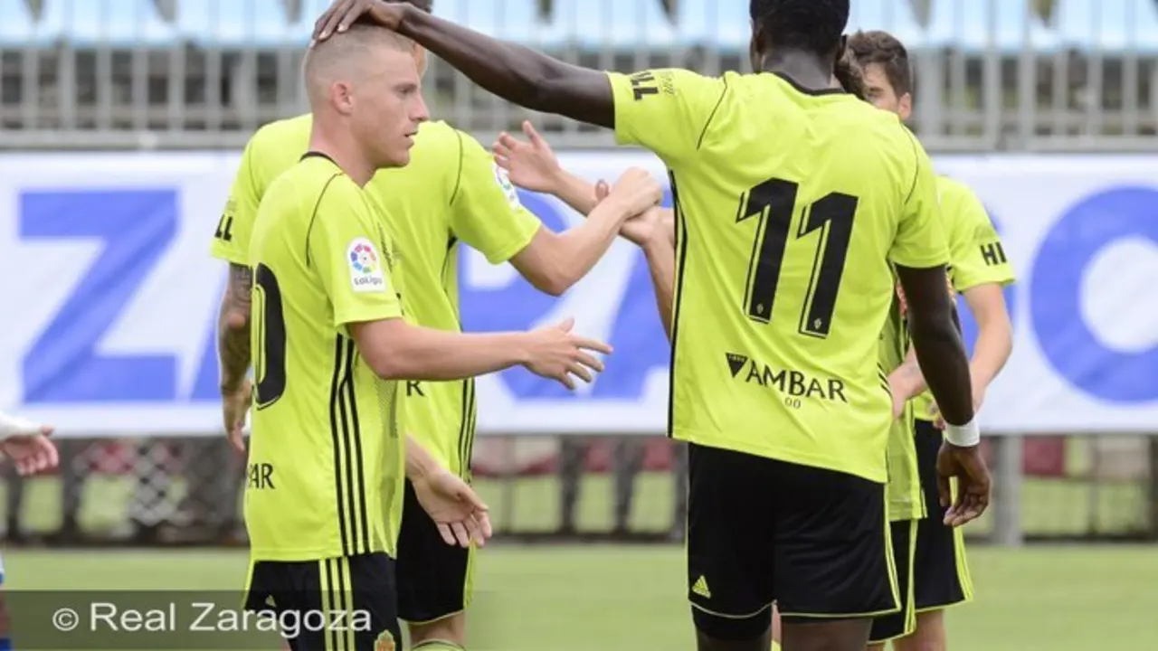 Biel tras marcar su &uacute;ltimo gol con la camiseta zaragocista. Foto: Real Zaragoza