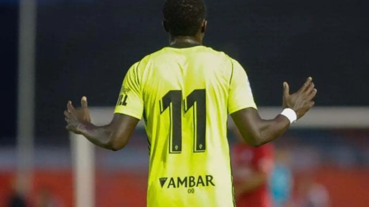 Dwamena en Zaragoza | Foto: Tino Gil / Real Zaragoza