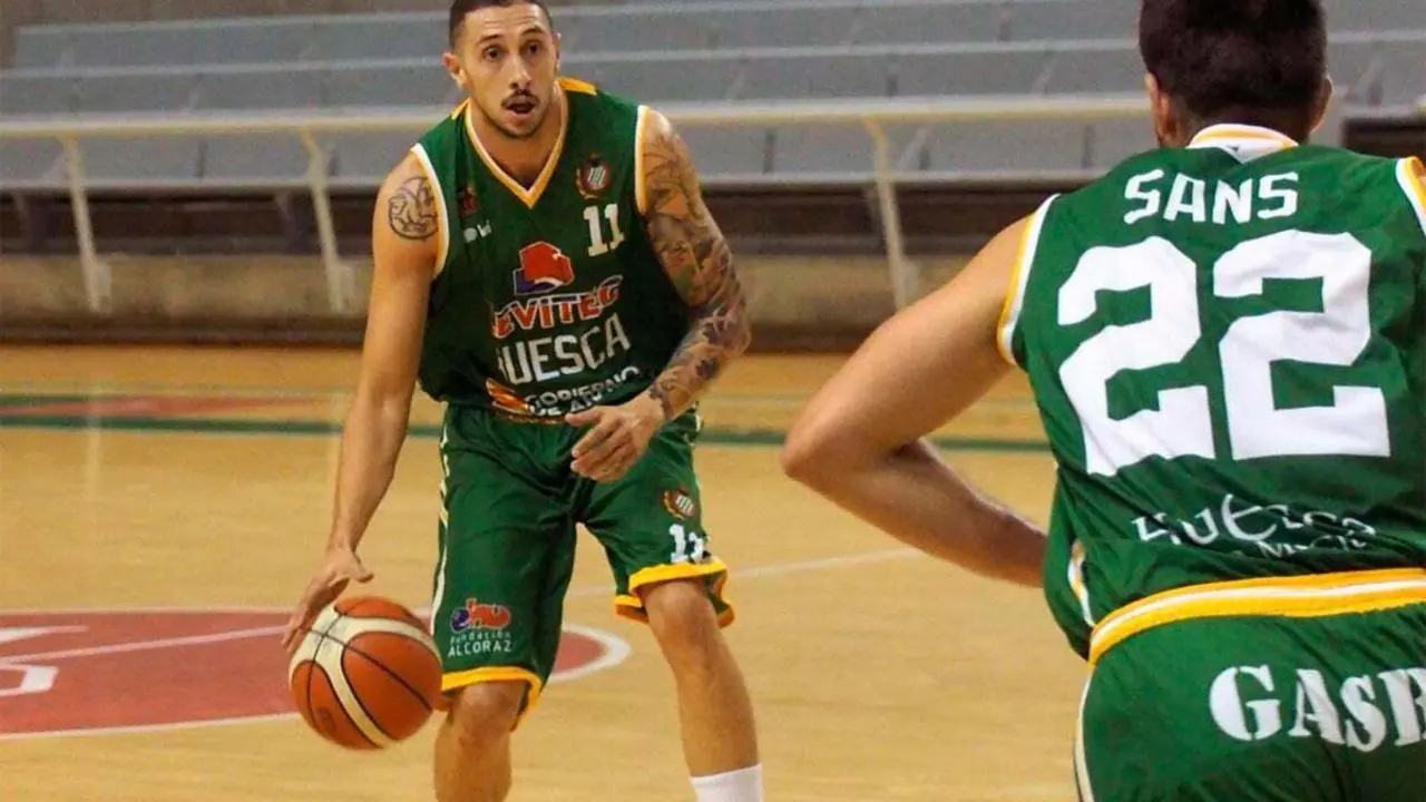 Stojan Gjuroski no vestir&aacute; la camiseta de Levitec Huesca el pr&oacute;ximo curso | Foto: C.Pascual