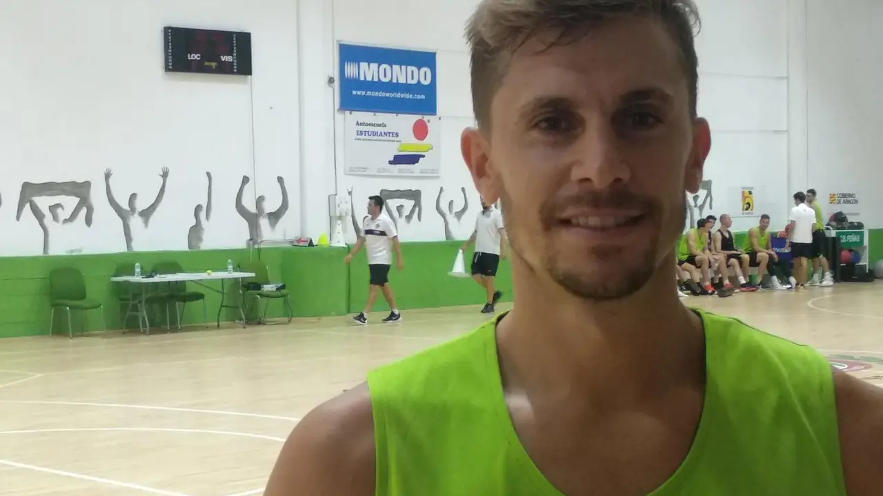 Fran C&aacute;rdenas, fotografiado en el Pe&ntilde;as Center, quiere recuperar sensaciones de la mano de Guillermo Arenas. Foto: Sportaragon