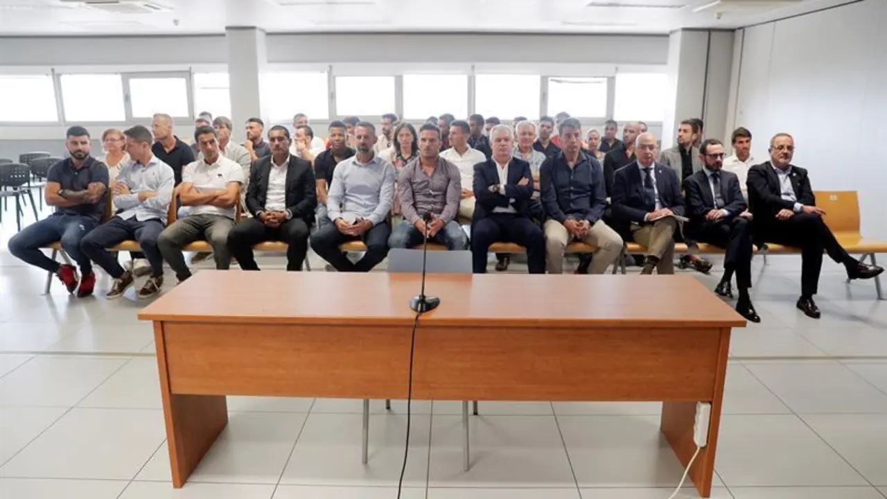 Vista general del primer gran juicio en Espa&ntilde;a por el posible ama&ntilde;o del Levante - Zaragoza. EFE