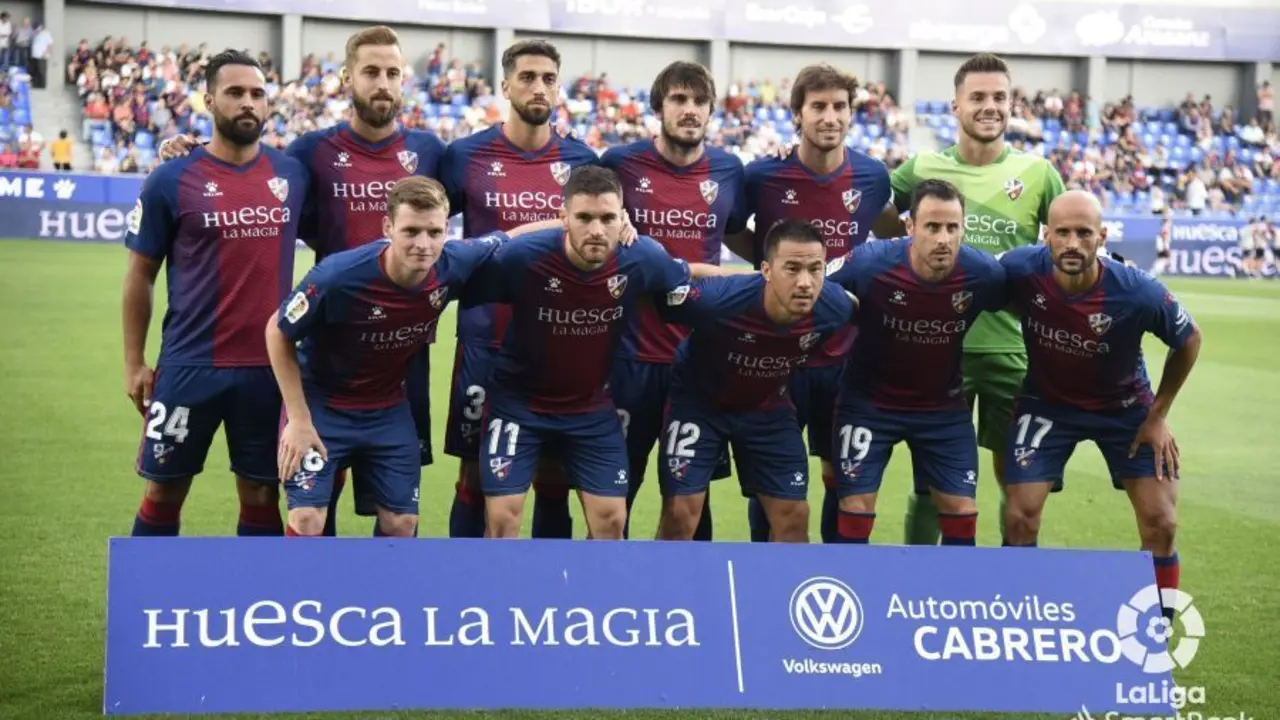 Once titular del Huesca en el partido contra el Albacete. | Foto: LFP