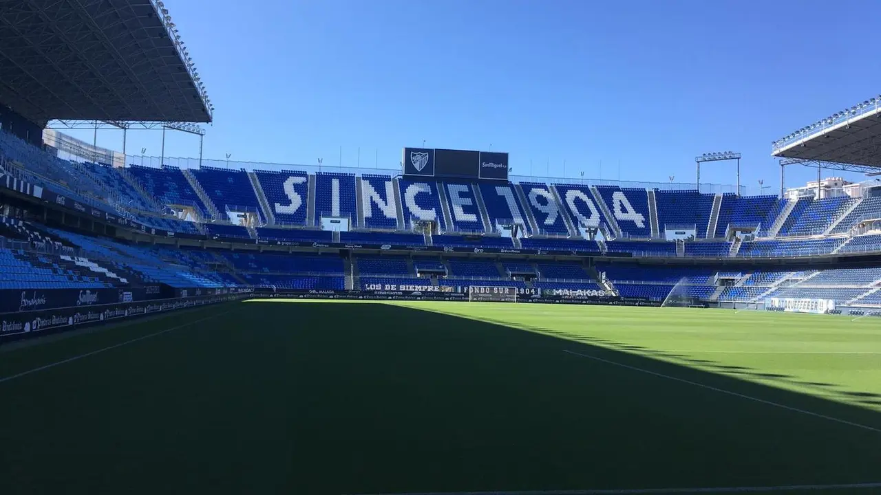 La Rosaleda, campo del M&aacute;laga CF. Foto: @MalagaCF