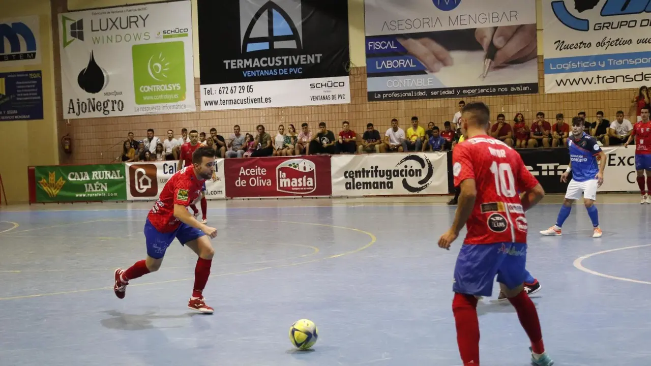 Imagen del partido. Foto: Meng&iacute;bar