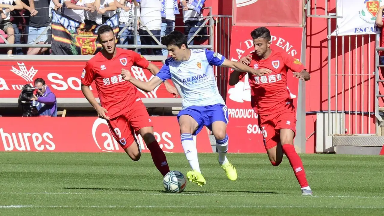 Clemente disputa los 90 minutos con la selecci&oacute;n sub 21. Foto: Real Zaragoza