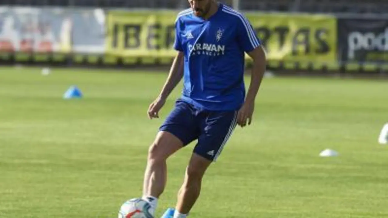 El Pichu Atienza durante un entrenamiento. |  Foto: Real Zaragoza