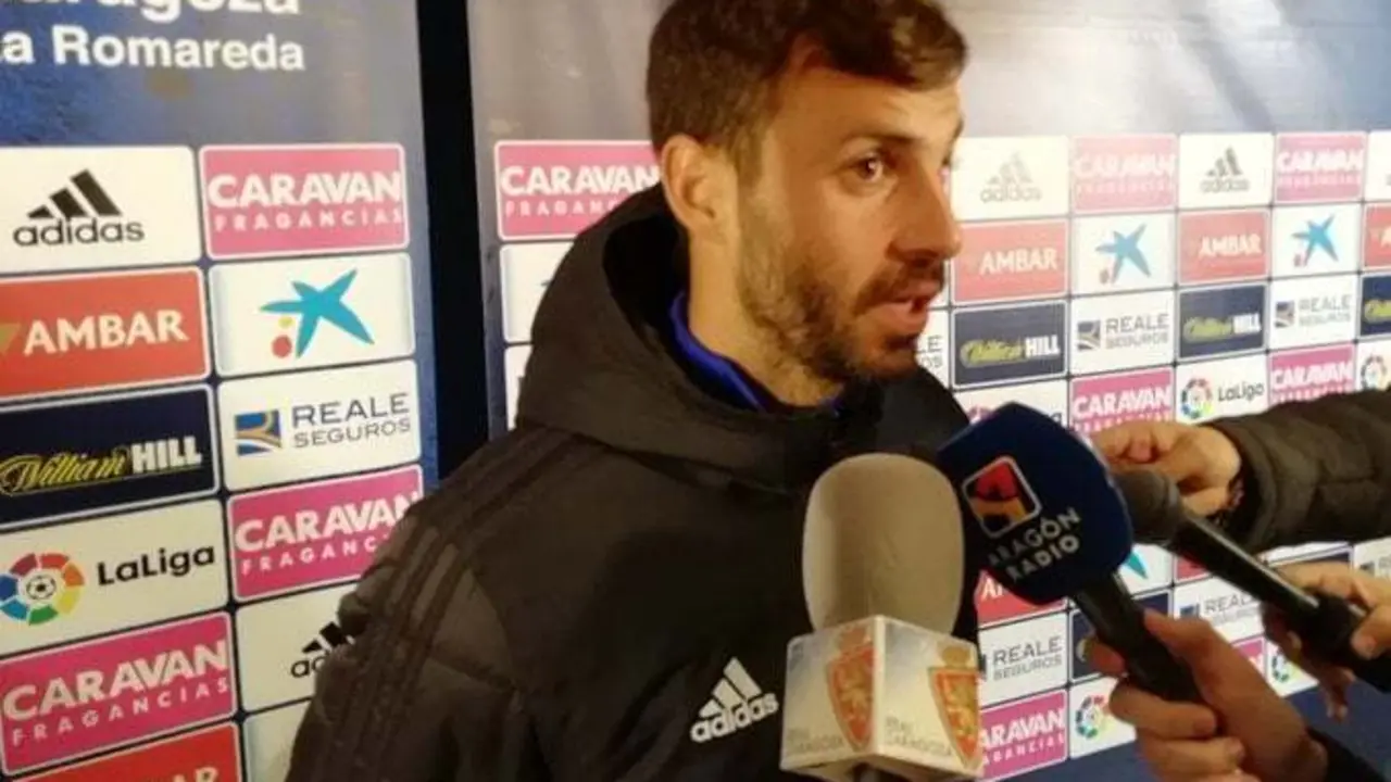 Alberto Guiti&aacute;n, en zona mixta. Foto: Real Zaragoza