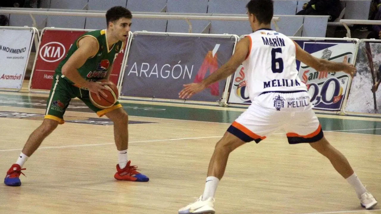 Dani Garc&iacute;a volvi&oacute; a cuajar un gran partido desde la direcci&oacute;n | Foto: CBPHuesca