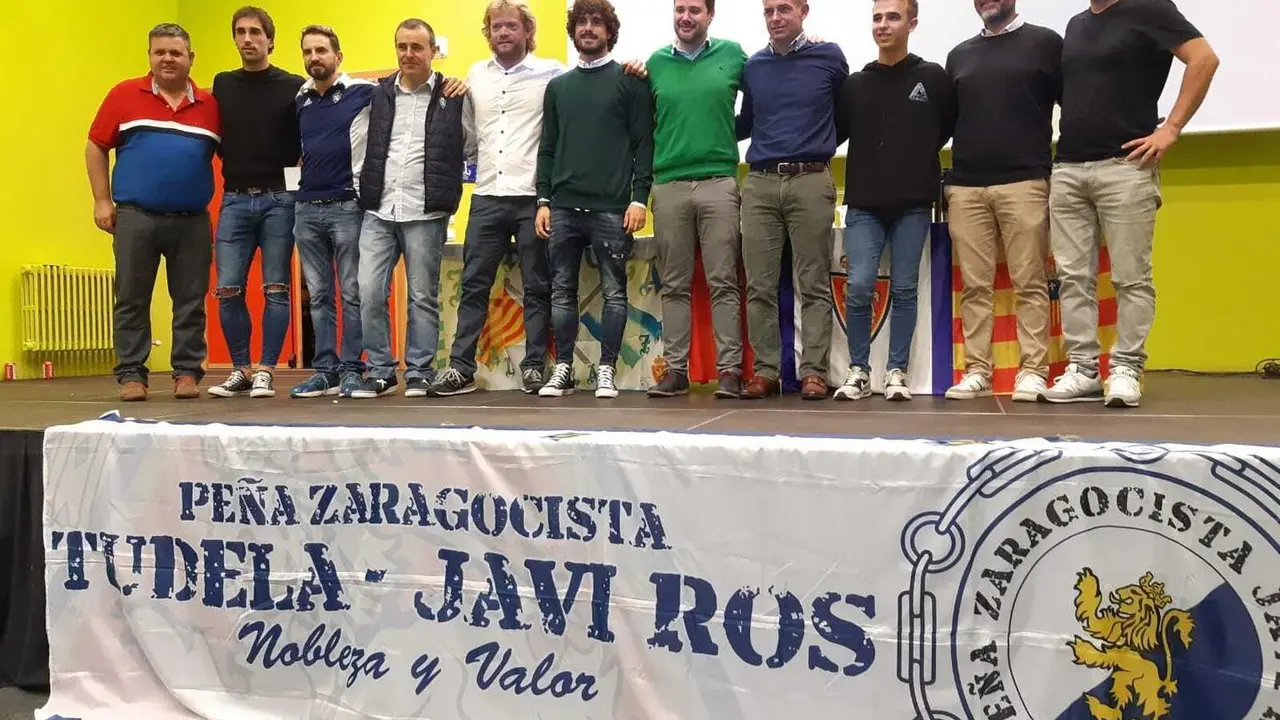 Ros, Eguaras y Christian Lapetra en la inauguraci&oacute;n de la PZ Tudela - Javi Ros. Foto: Pe&ntilde;a Zaragocista Tudela - Javi Ros