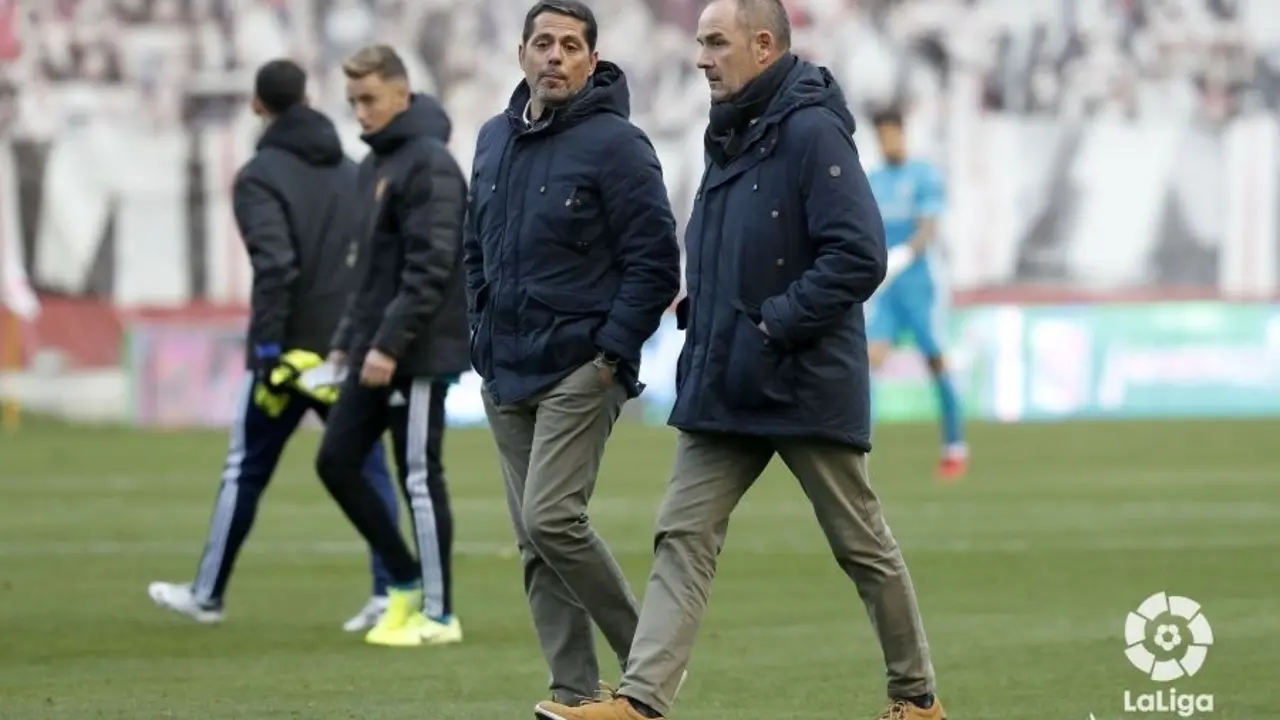 V&iacute;ctor Fern&aacute;ndez y Loreto en el Estadio de Vallecas. Foto: LaLiga SmartBank