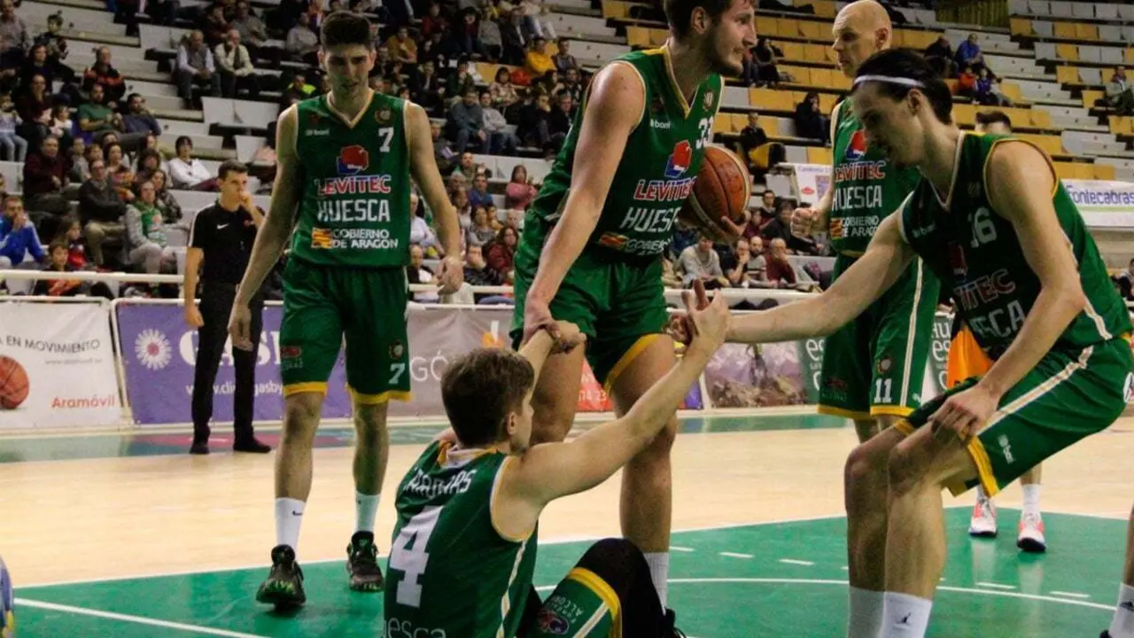 Levitec Huesca fue m&aacute;s que nunca un equipo, y con ello firm&oacute; un cuarto perfecto | Foto: CBPHuesca