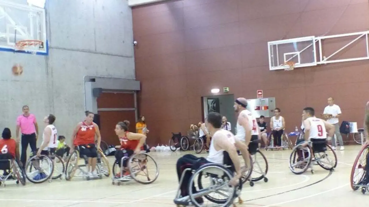 Image de una de las jugaadas del Adapta Zaragoza-Getafe que termin&oacute; con victoria de los madrile&ntilde;os. Foto: Cedida