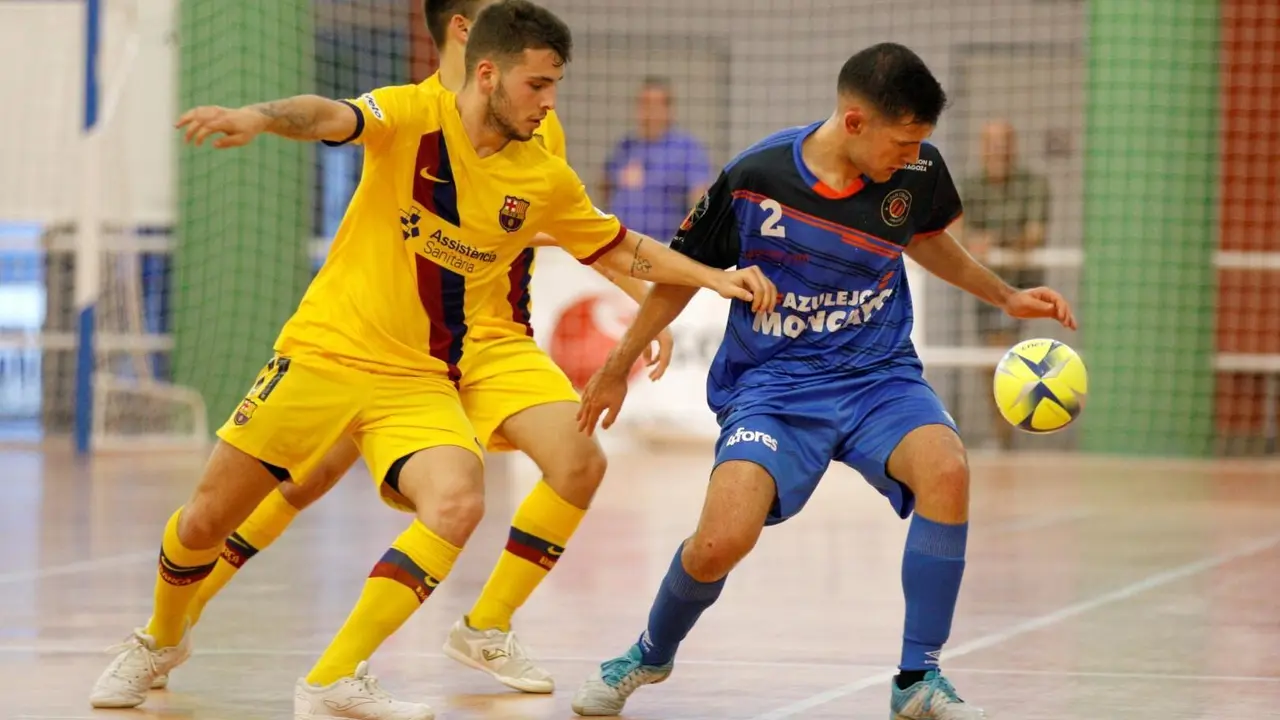 Partido entre el Azulejos Moncayo Colo Colo y el Barcelona. Foto: Rub&eacute;n Losada/Fotografiarte