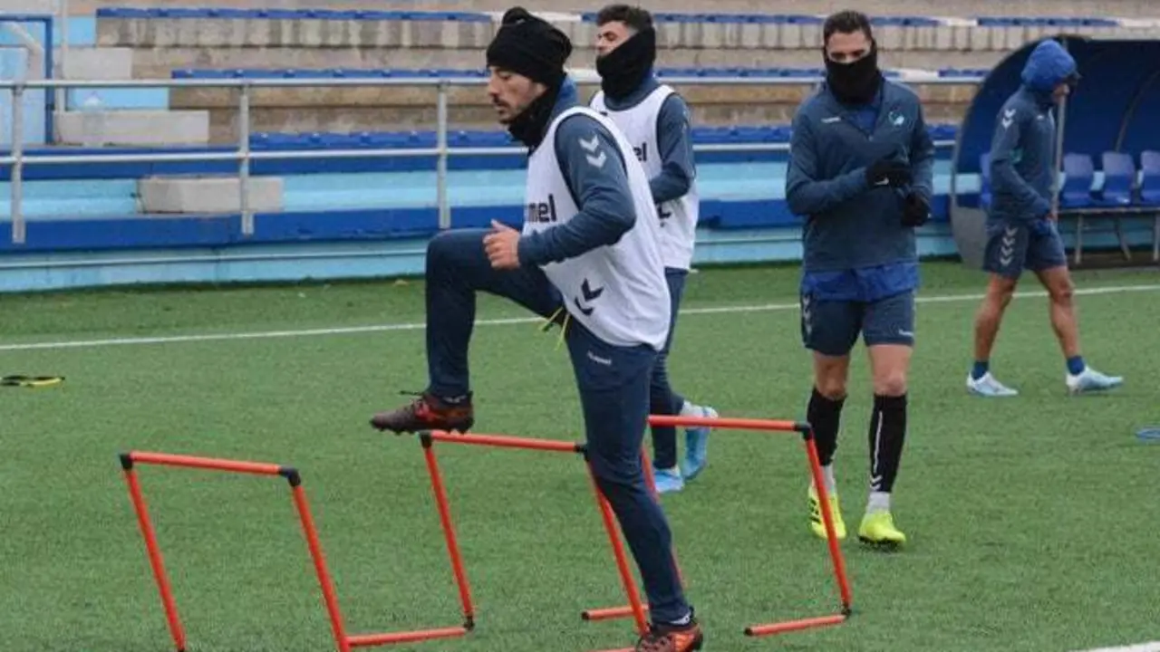 El Ebro prepara su partido ante el Lleida. Foto: @CD_Ebro