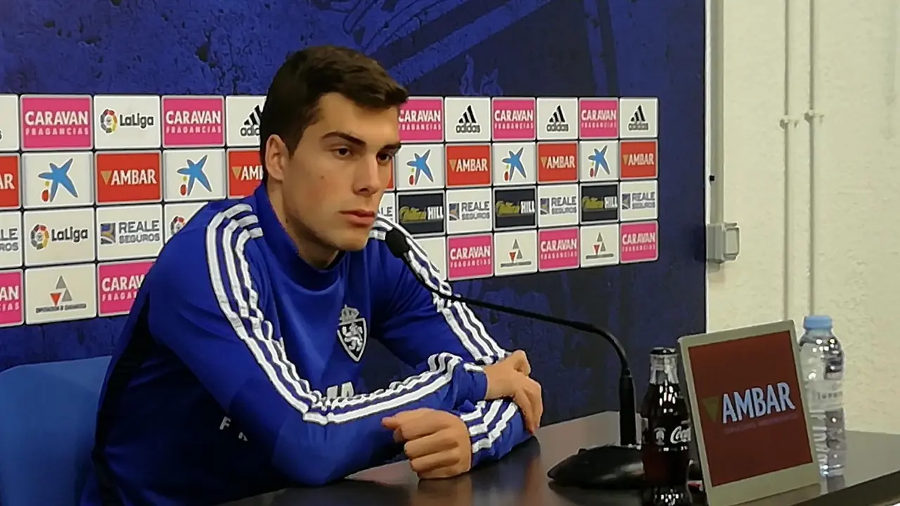 Alberto Soro, en rueda de prensa, en la Ciudad Deportiva. Foto: Real Zaragoza