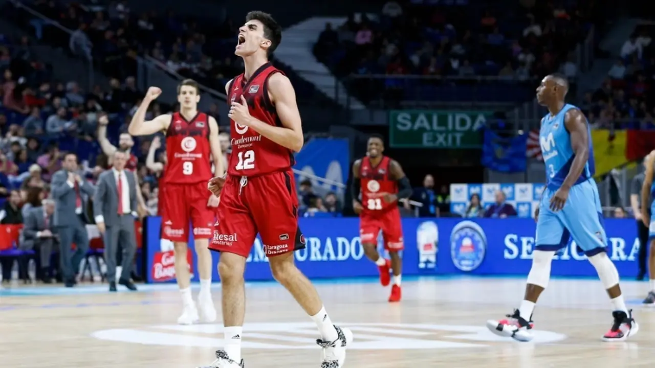 Carlos Aloc&eacute;n celebra una acci&oacute;n ante Estudiantes. Foto: E. Candel/ACB