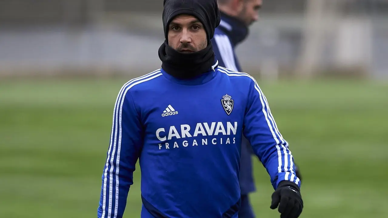 Alberto Guiti&aacute;n en un entrenamiento en la Ciudad Deportiva. Foto: Real Zaragoza
