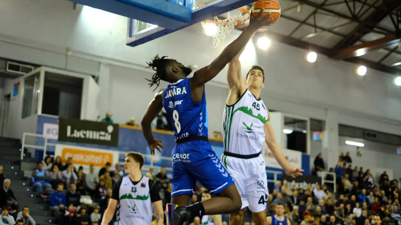 Partido entre Gipuzkoa Basket y C&aacute;ceres. Foto: FEB