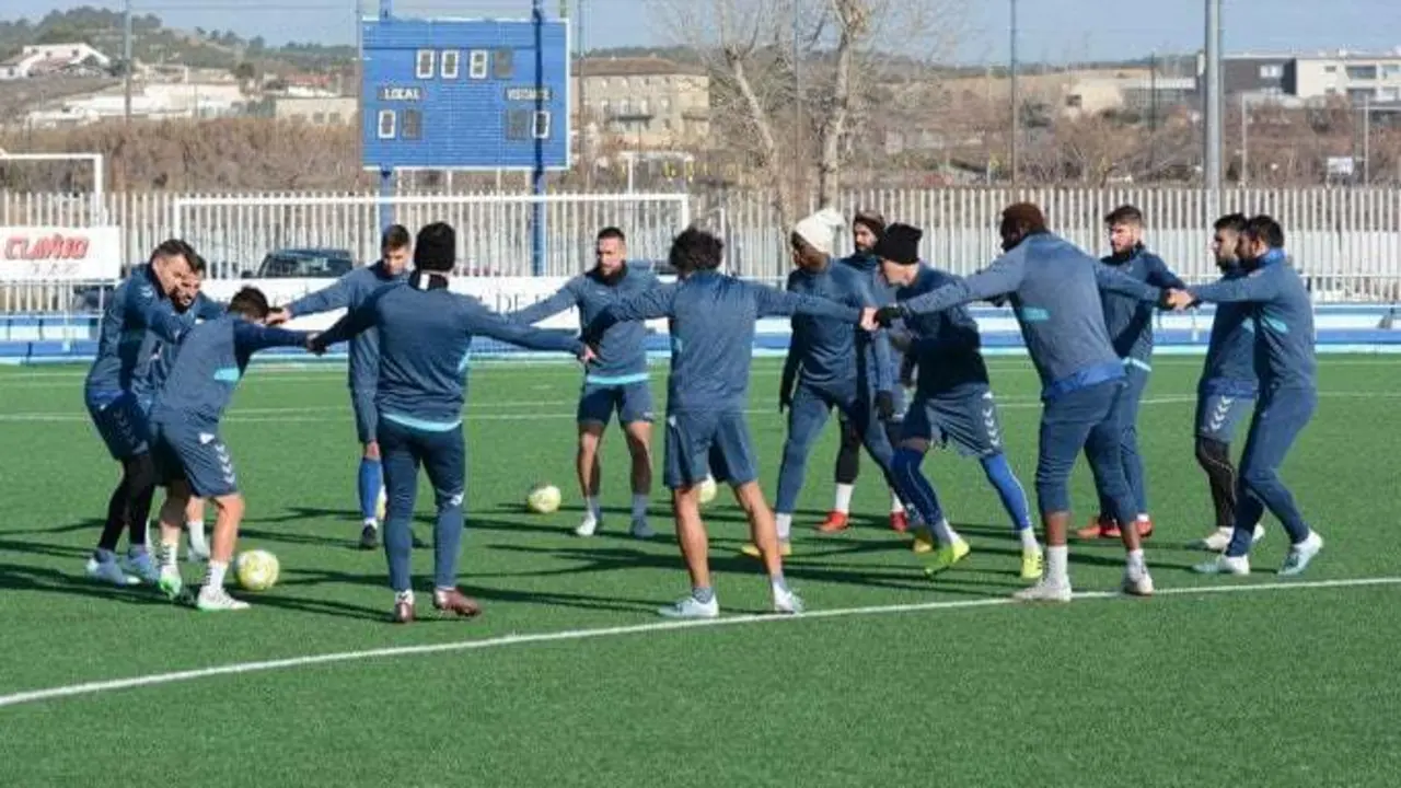 El Ebro en un entrenamiento de esta semana. Foto: CD Ebro