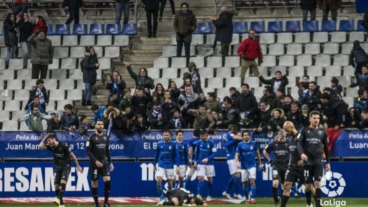 El Huesca recibiendo el gol del empate en el Tartiere I Foto: LaLiga