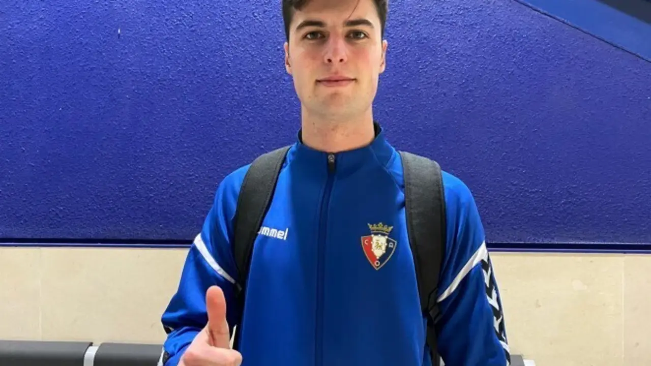 Juan P&eacute;rez, en la imagen, ya es jugador profesional de Osasuna a todos los efectos. Foto: Web Osasuna