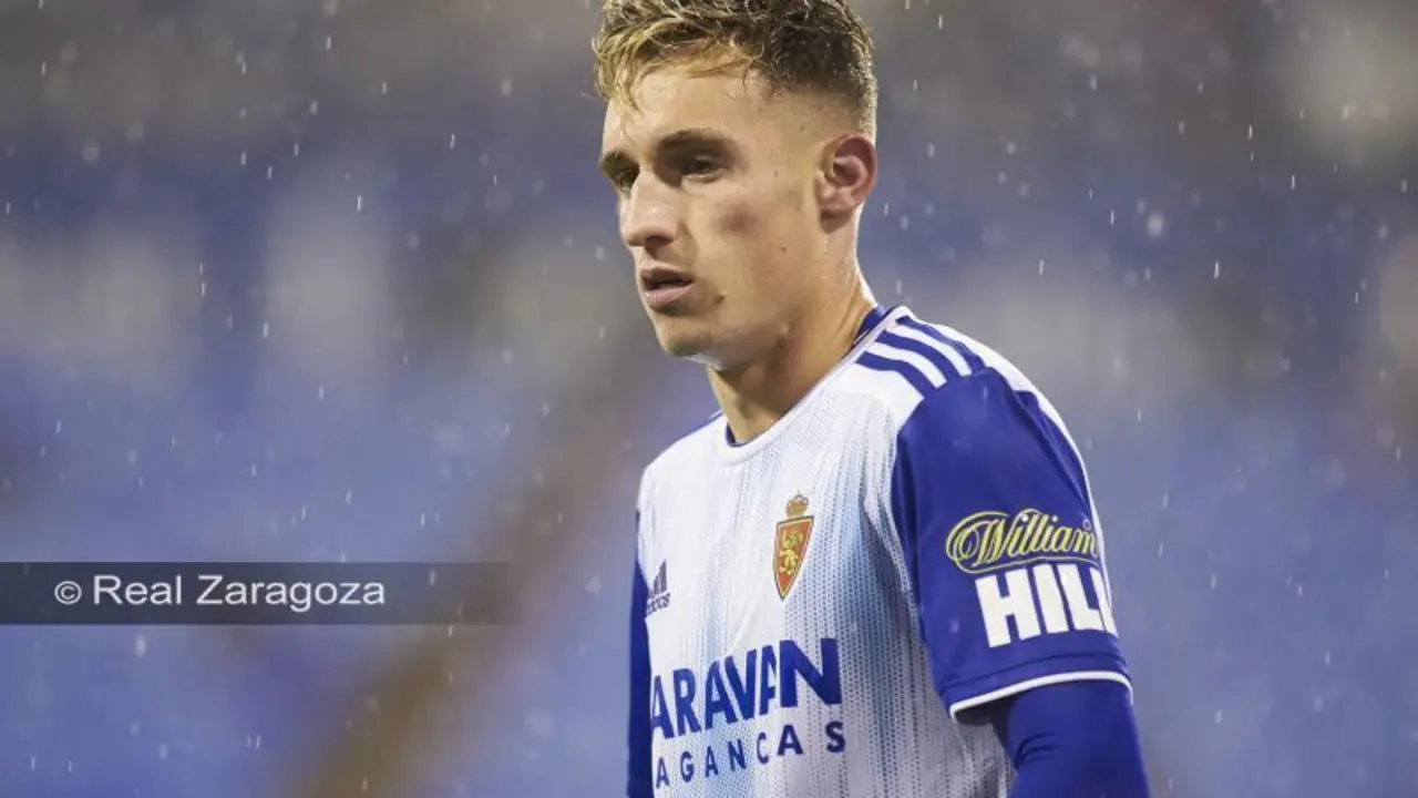 &Aacute;lex Blanco en un partido con el Real Zaragoza. Foto: Real Zaragoza.