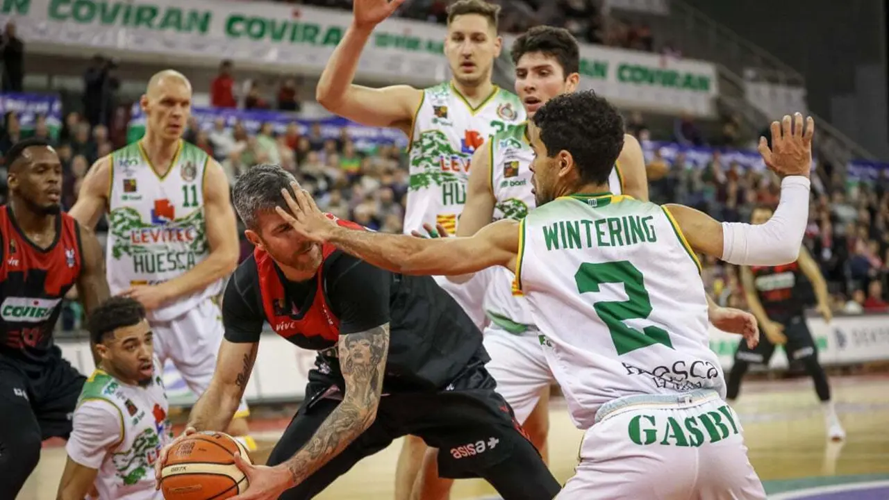 Levitec Huesca tiene que estar unido para sobreponerse a los parciales | Foto: Ferm&iacute;n Rodr&iacute;guez / FundacionCBG