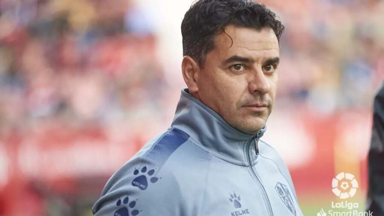 M&iacute;chel durante el partido en Montilivi. | Foto: LaLiga
