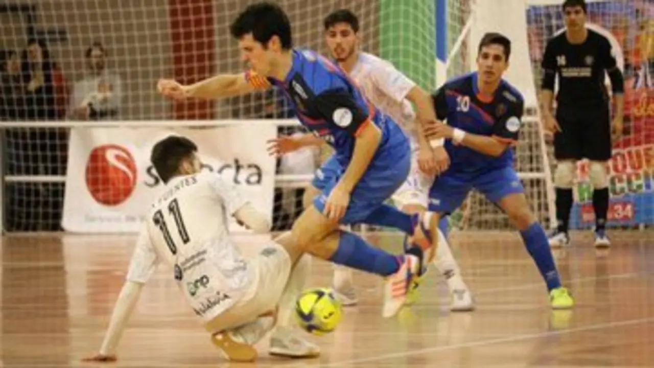 Imagen del partido de esta tarde ante Antequera. Foto: Pedro Luis Serrano