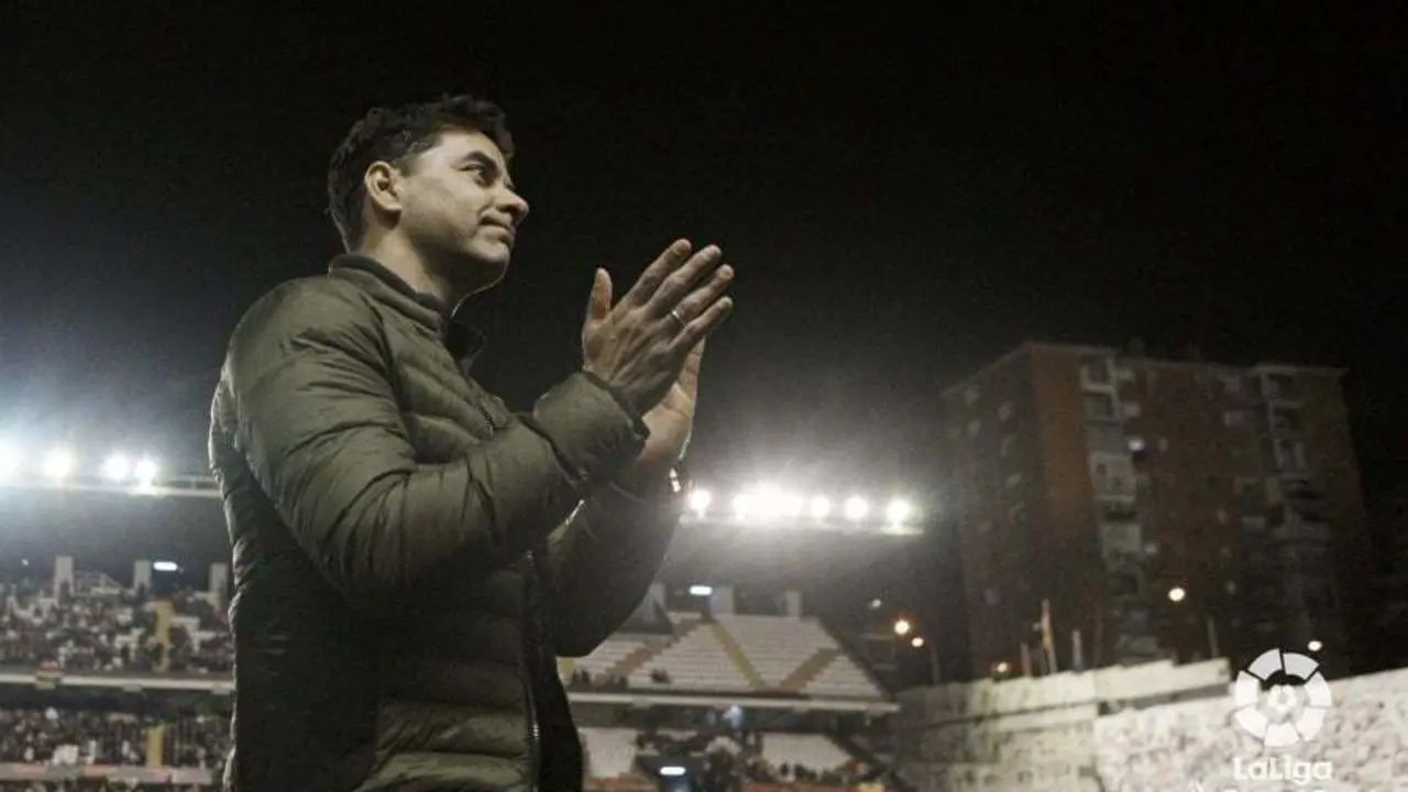 M&iacute;chel volv&iacute;a a su casa, Vallecas. | Foto: LaLiga