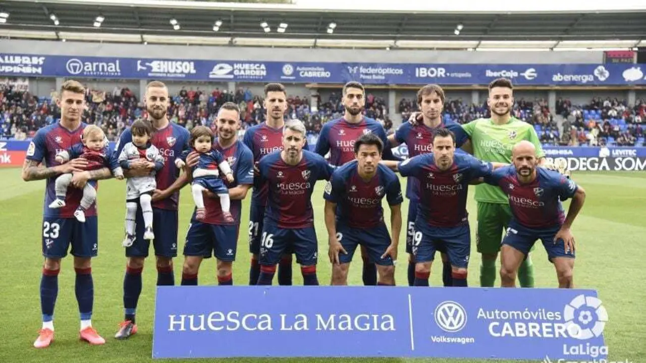 Once inicial del Huesca en el partido contra el Extremadura. | Foto: LaLiga