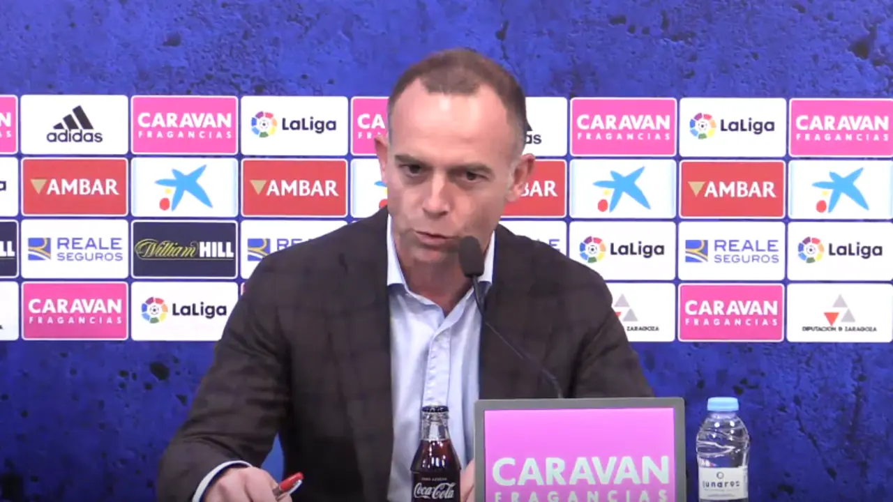 Cristian lapetra en rueda de prensa. Imagen: Real Zaragoza.