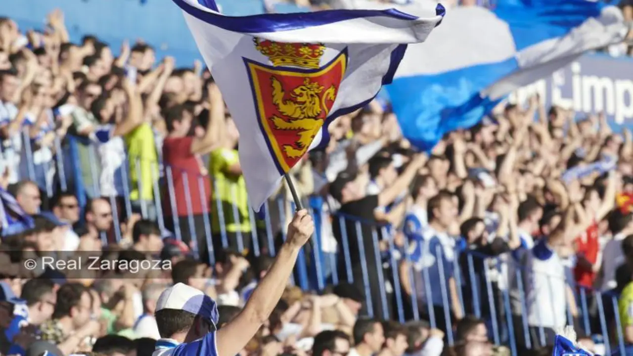 Aficionados del Real Zaragoza en La Romareda. Foto: Real Zaragoza