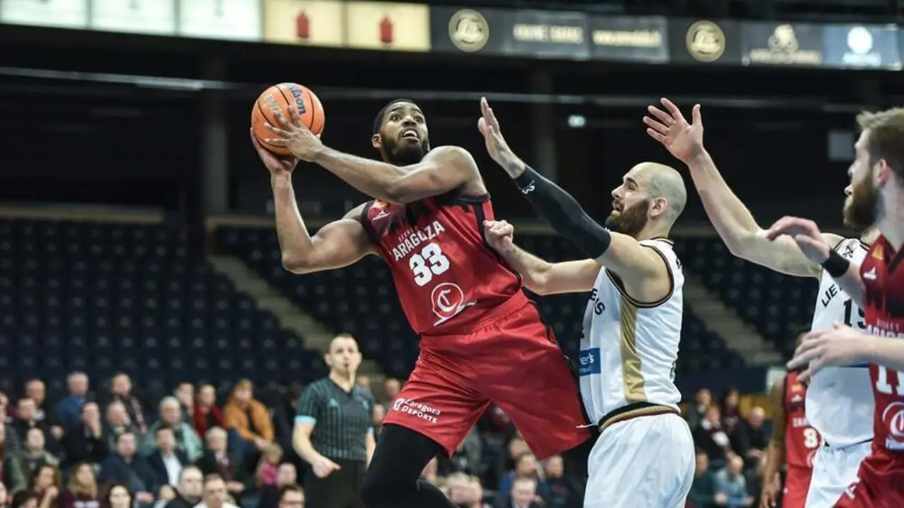 Jason Thompson, en el &uacute;ltimo partido de Champions ante el Lietkabelis. Foto: FIBA
