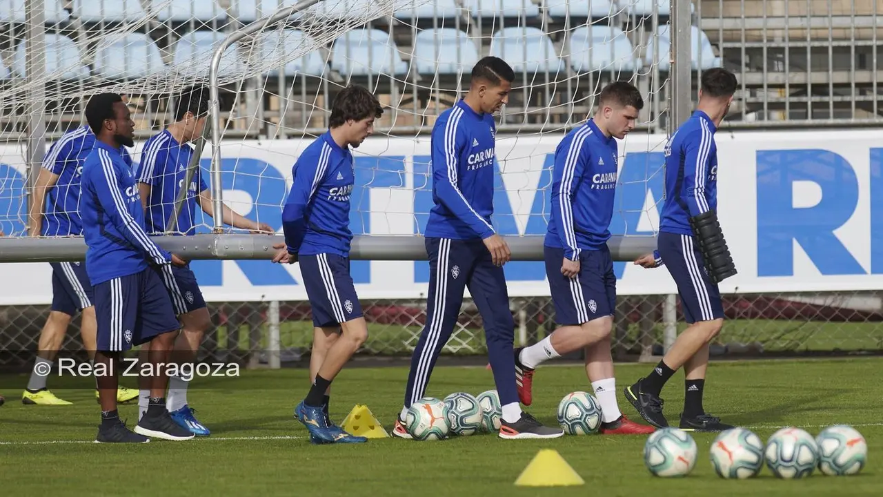 La plantilla del Real Zaragoza pacta una bajada salarial. Foto: Real Zaragoza