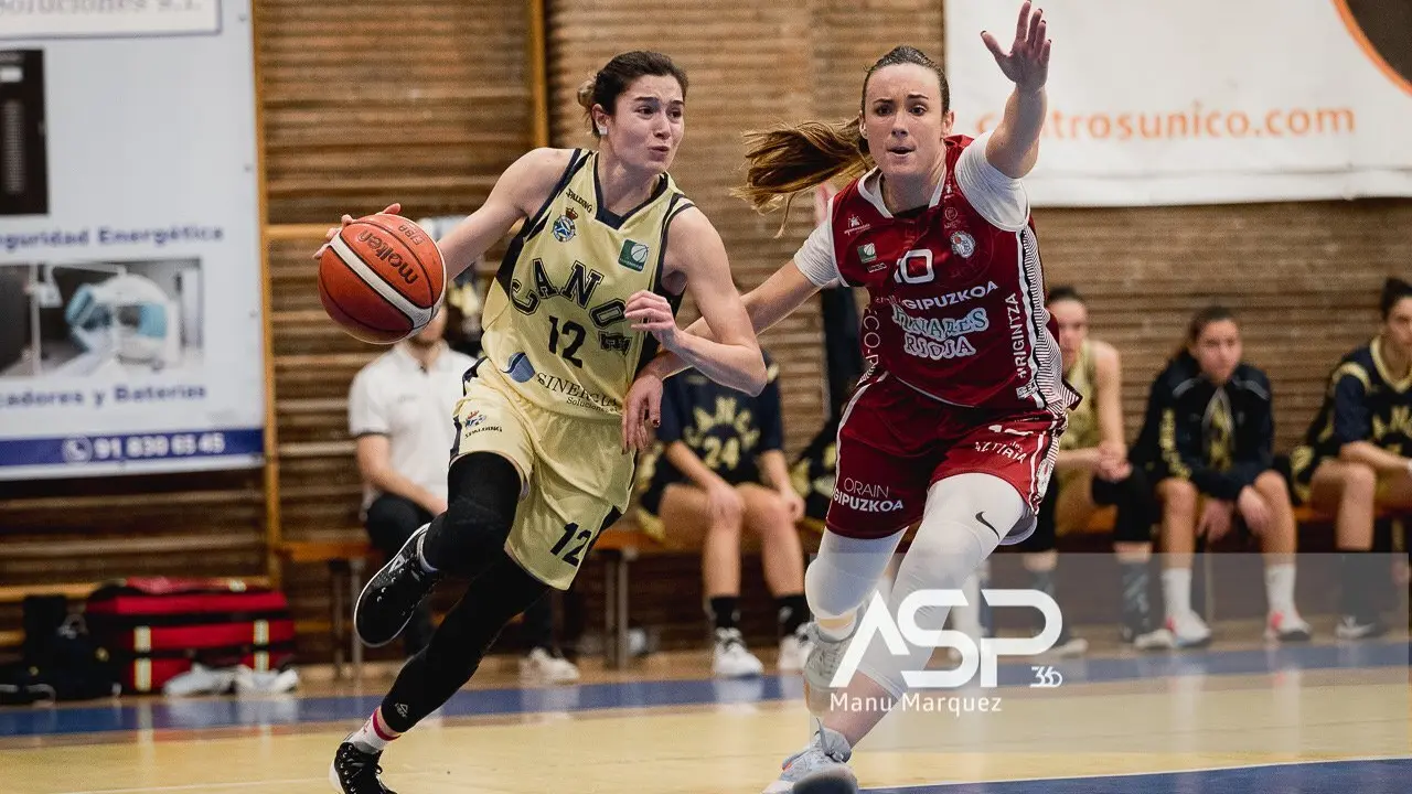 Roc&iacute;o Torcal, en un partido ante Rioja. Foto: Manu M&aacute;rquez/ASP