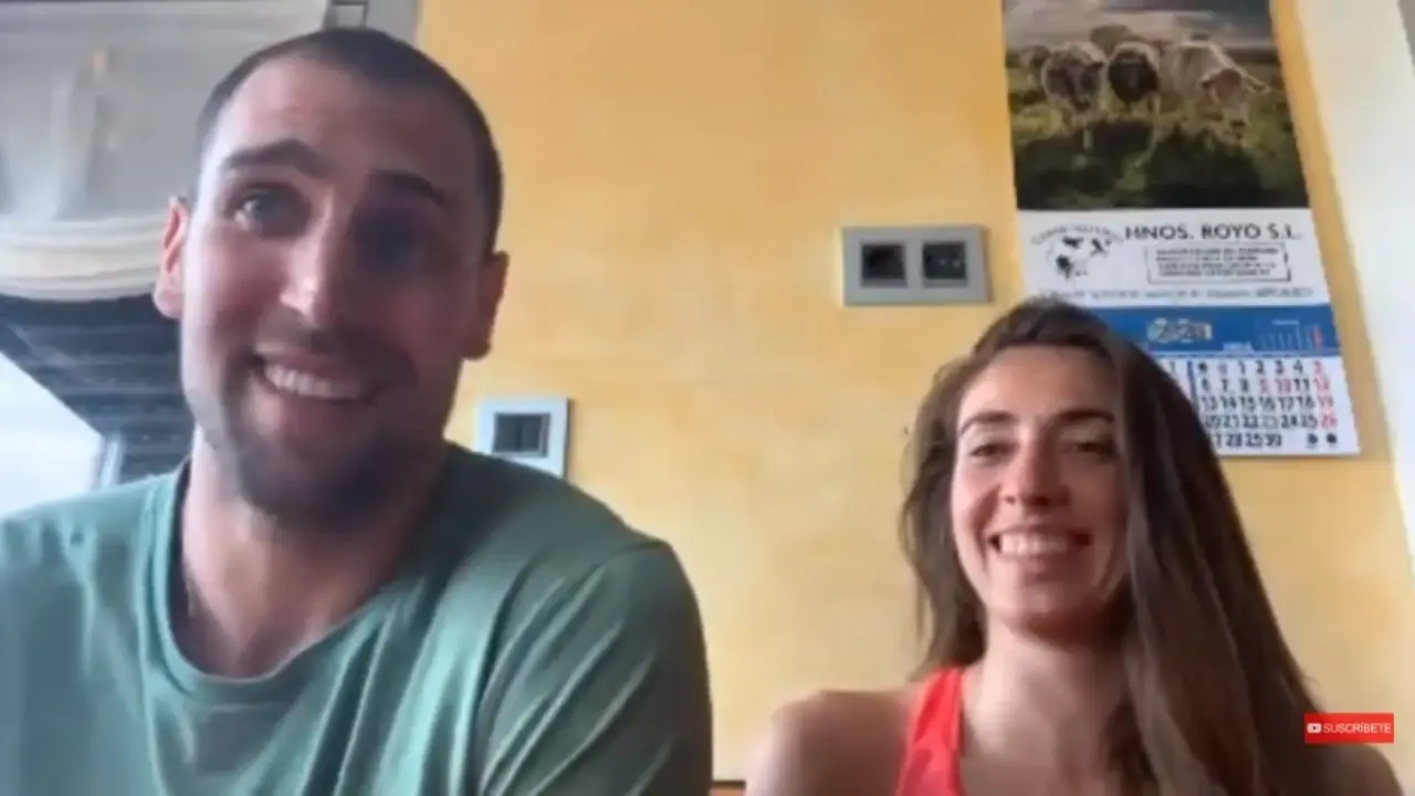 Pablo Aguilar y Estela Royo, durante la conversaci&oacute;n con Sportaragon