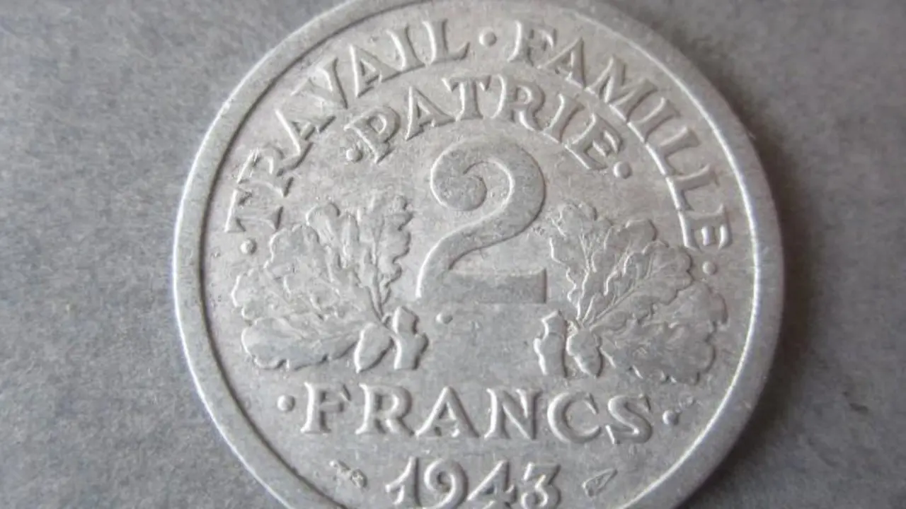 Una moneda de dos francos "antiguos" decidi&oacute; la eliminaci&oacute;n del Real Zaragoza en la Recopa de 1967