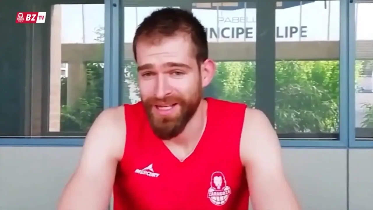 Fotograma de Nemanja Radovic en sus declaraciones a la web del club