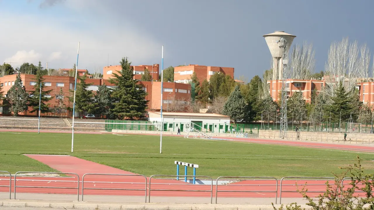 Pistas de Atletismo Jos&eacute; Navarro Bau. | Foto: Ayuntamiento Teruel