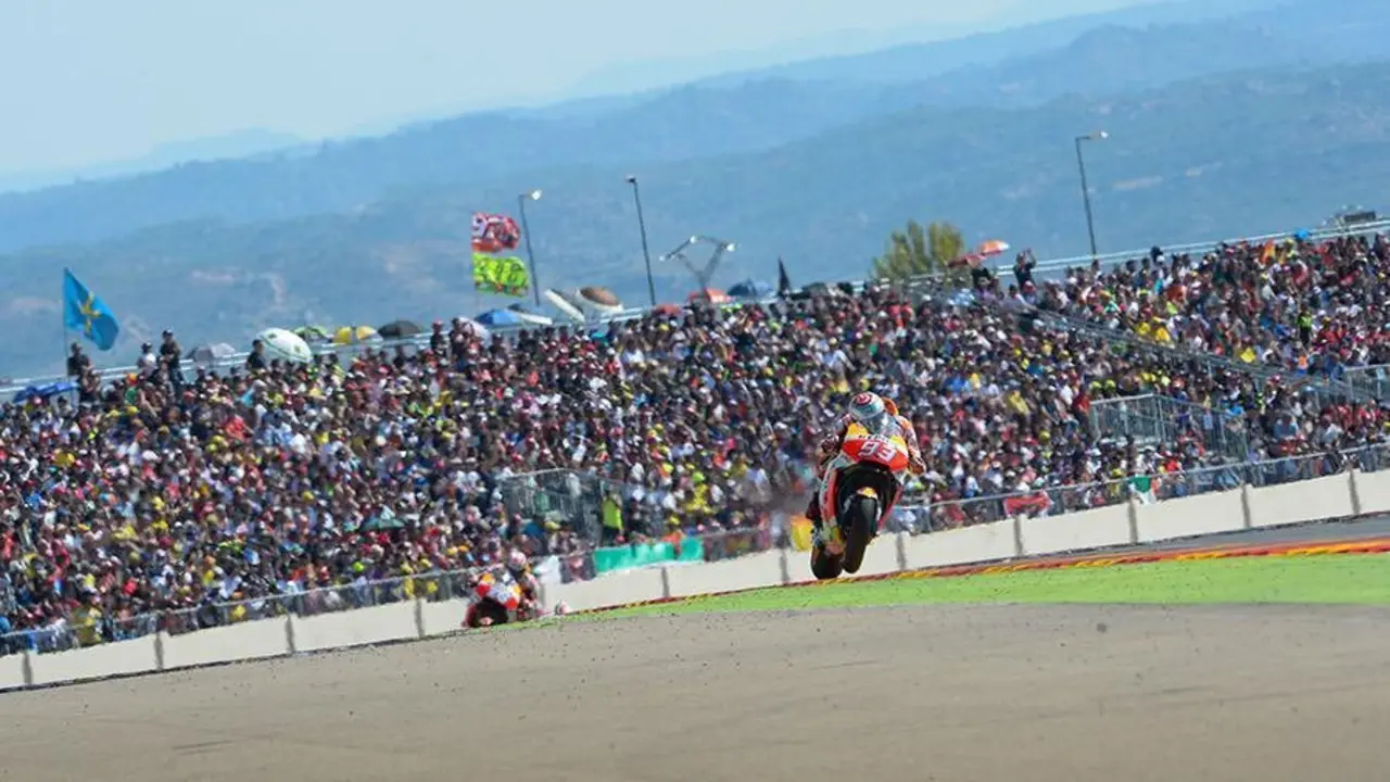 Marc Marquez, con su Honda, en el circuito alca&ntilde;izano. Foto: Motorland