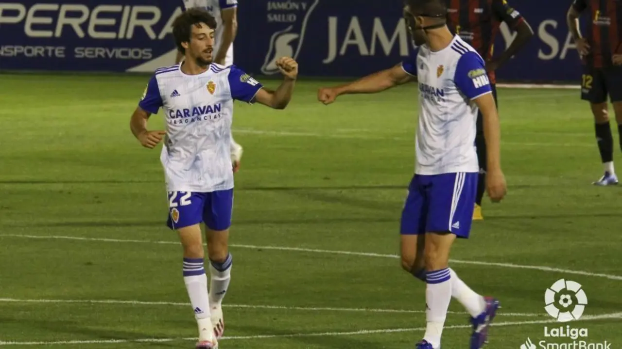 Un Real Zaragoza maduro y certero venci&oacute; 1-2 a un Extremadura que se queda descolgado de la pelea por la permanencia | Foto: LaLiga SmartBank